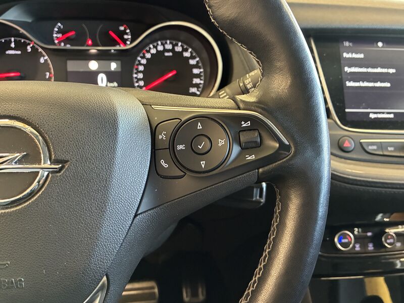 Opel Grandland X vaihtoauto