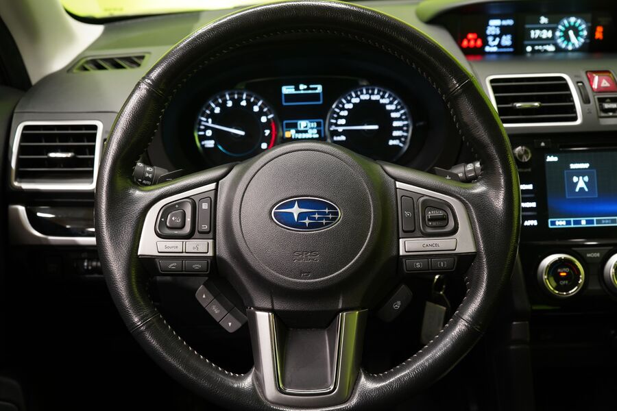 Subaru Forester vaihtoauto