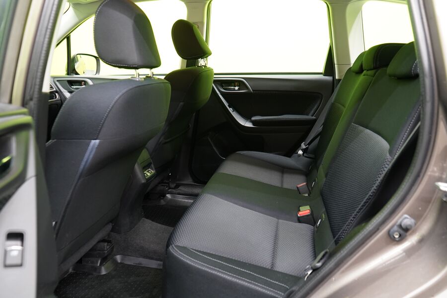 Subaru Forester vaihtoauto