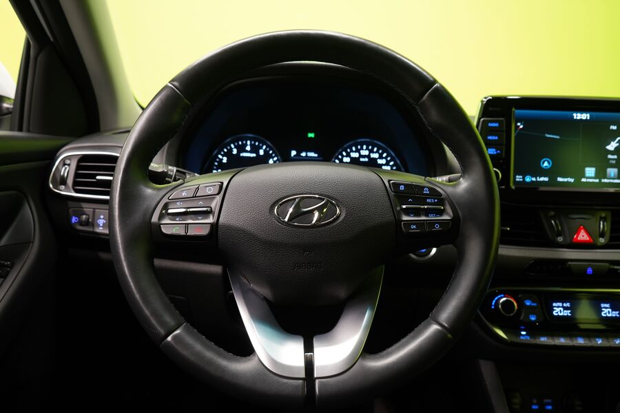 Hyundai i30 Fastback vaihtoauto