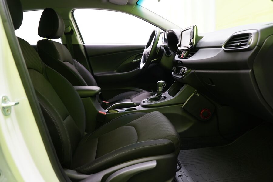 Hyundai i30 Fastback vaihtoauto