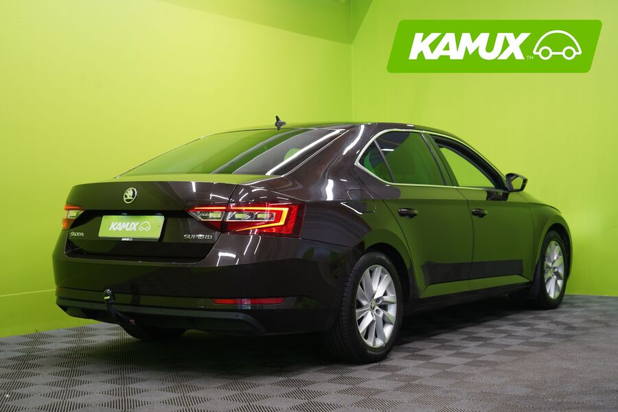 Skoda Superb vaihtoauto
