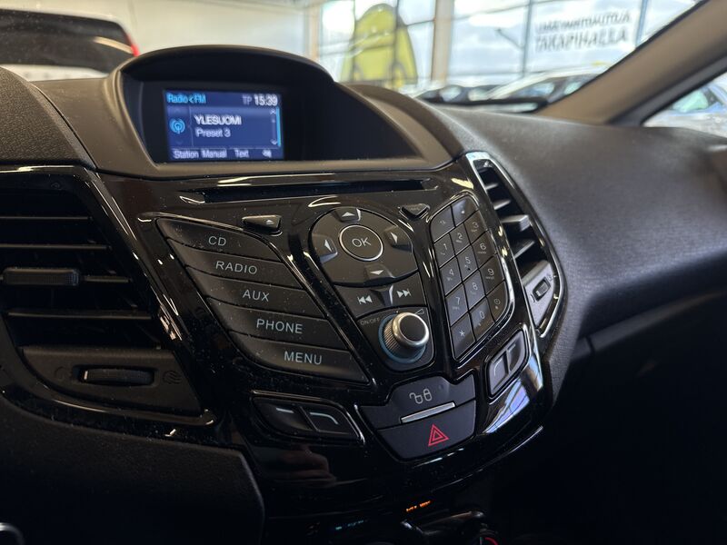 Ford Fiesta vaihtoauto