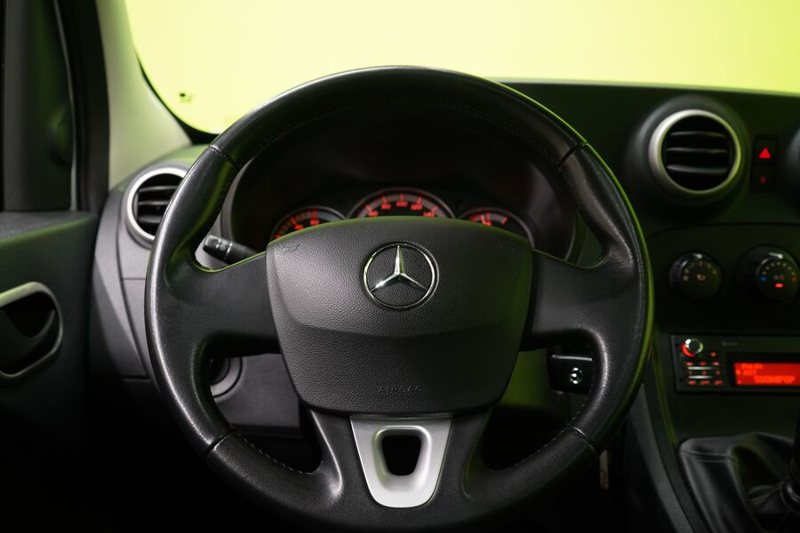 Mercedes-Benz Citan vaihtoauto