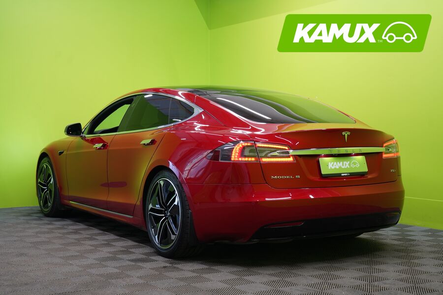 Tesla Model S vaihtoauto