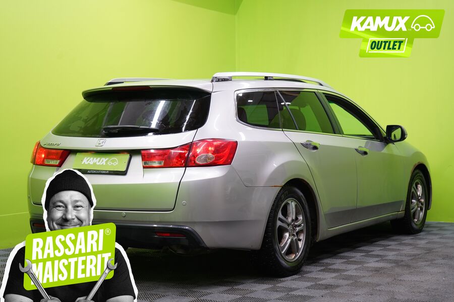 Honda Accord vaihtoauto