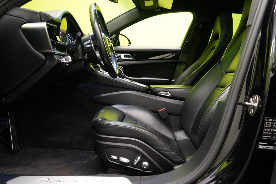 Porsche Panamera vaihtoauto