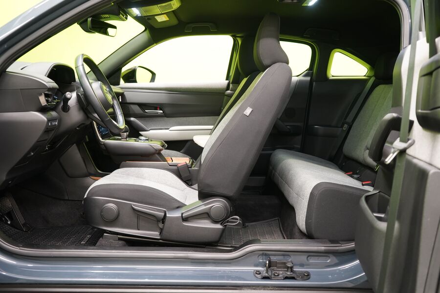 Mazda MX-30 vaihtoauto