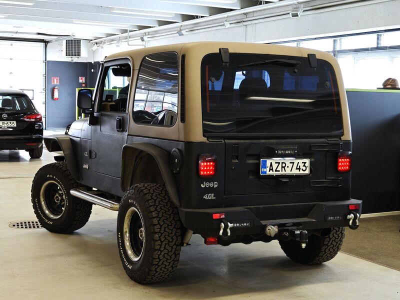 Jeep Wrangler vaihtoauto