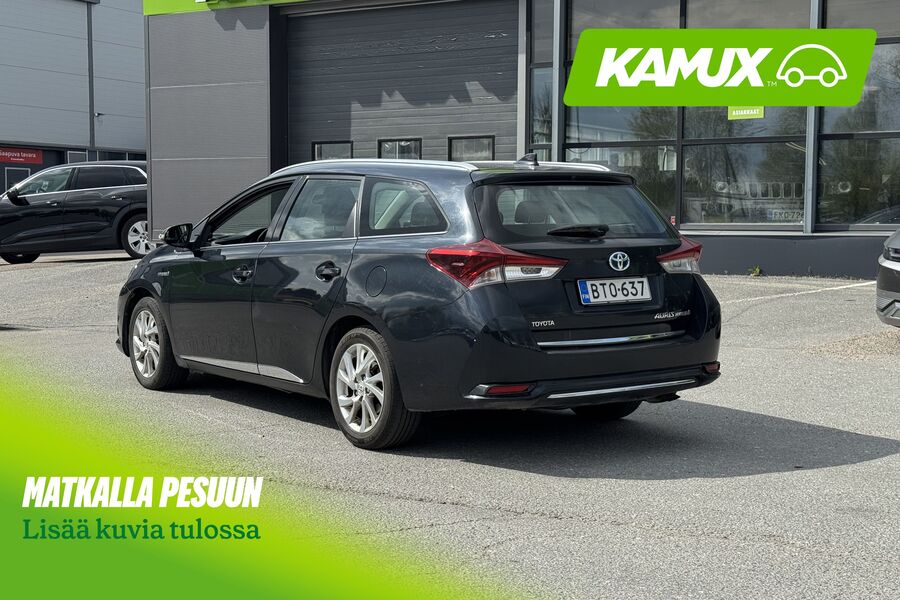 Toyota Auris vaihtoauto
