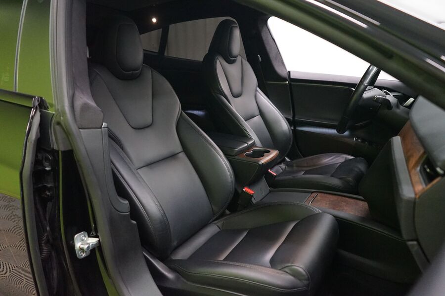 Tesla Model S vaihtoauto