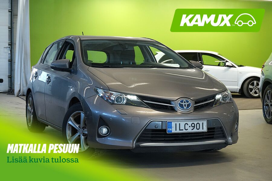 Toyota Auris vaihtoauto