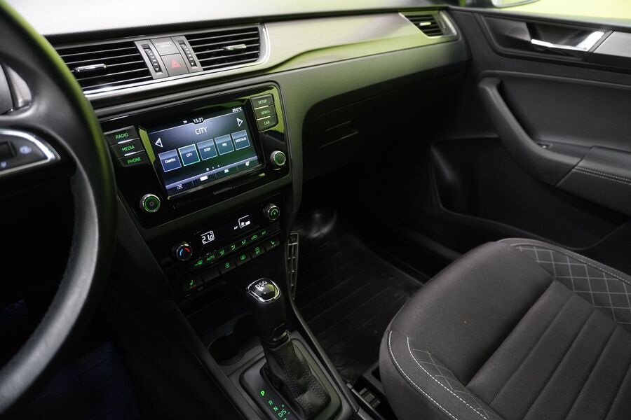 Skoda Rapid vaihtoauto