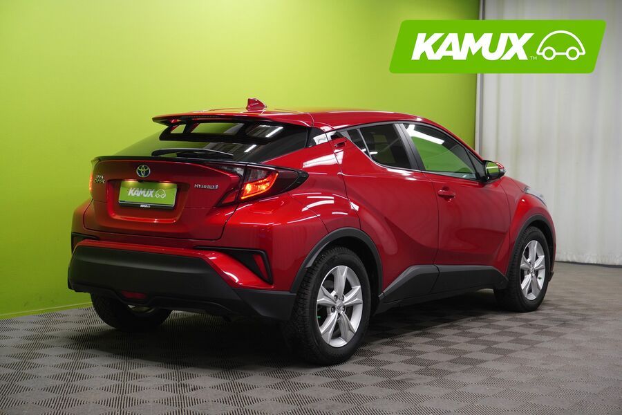 Toyota C-HR vaihtoauto