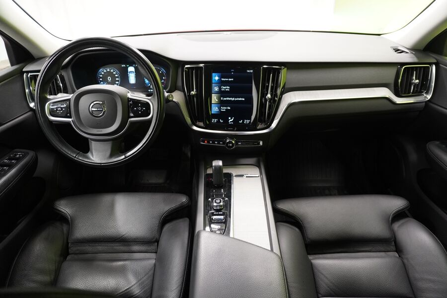 Volvo V60 Cross Country vaihtoauto