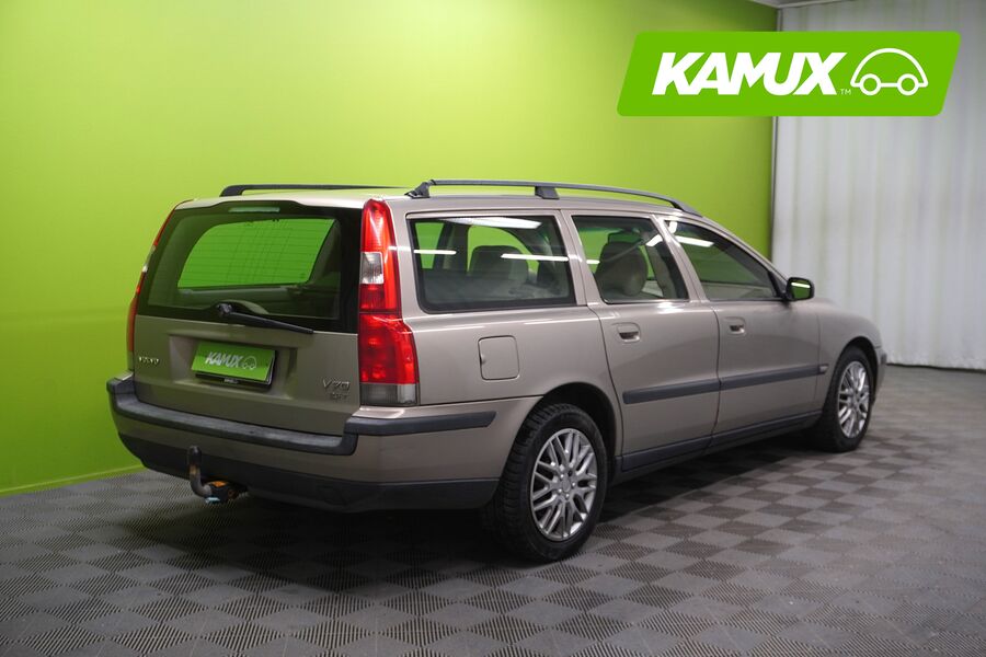 Volvo V70 vaihtoauto