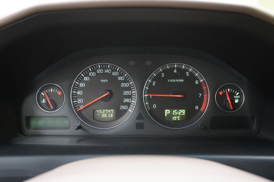 Volvo V70 vaihtoauto