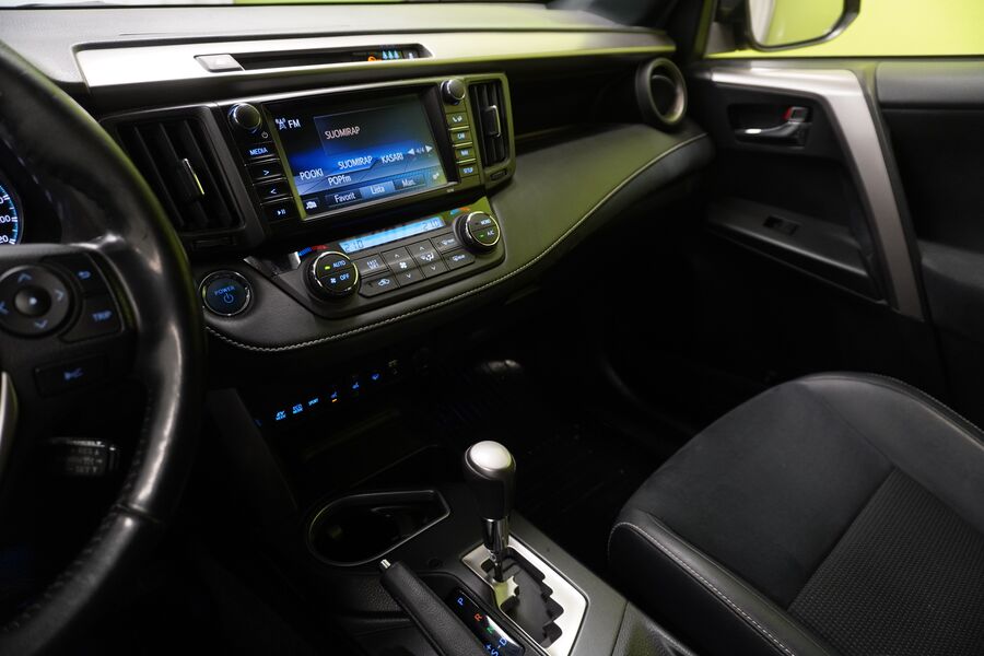 Toyota RAV4 vaihtoauto