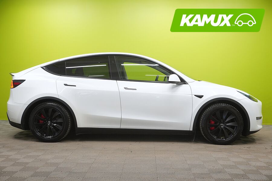 Tesla Model Y vaihtoauto