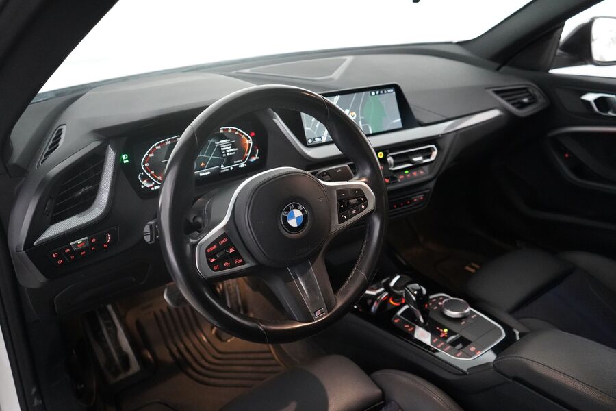 BMW 218 vaihtoauto