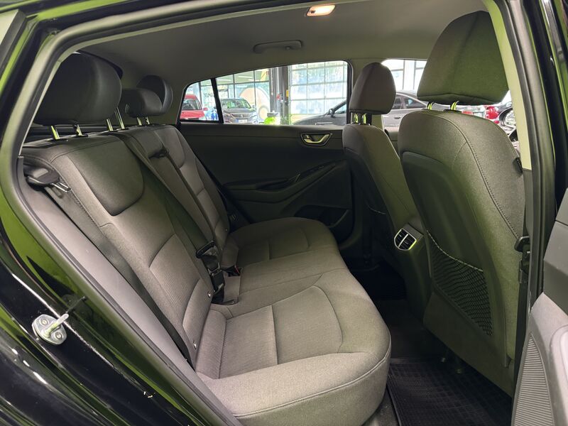 Hyundai IONIQ electric vaihtoauto