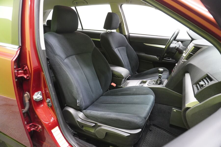 Subaru Outback vaihtoauto