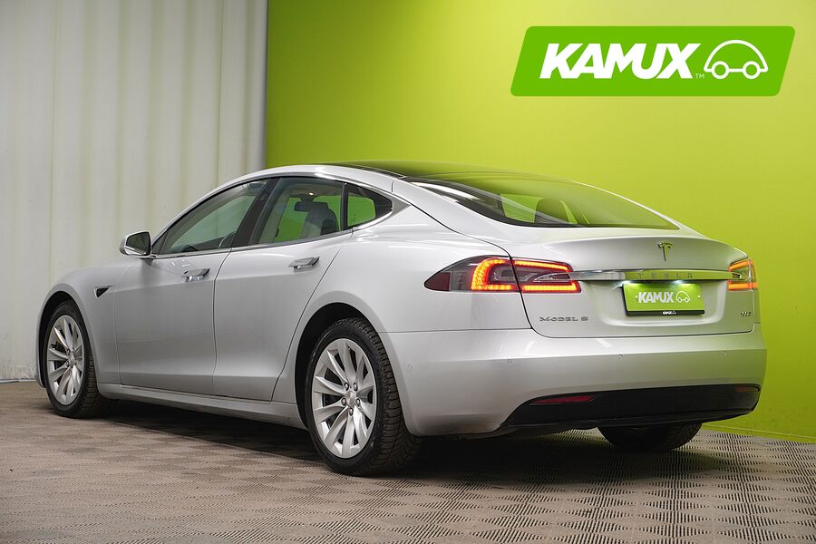 Tesla Model S vaihtoauto