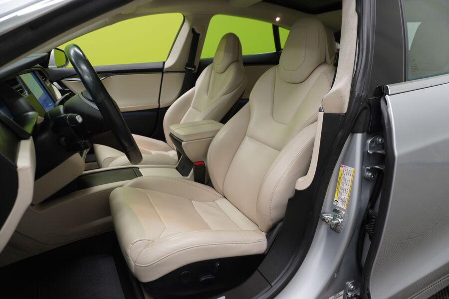 Tesla Model S vaihtoauto