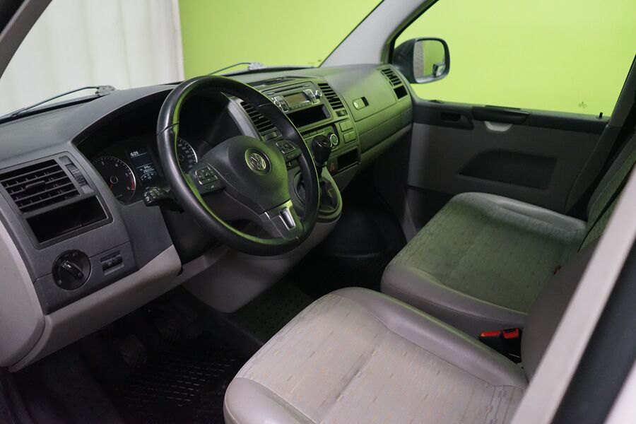 Volkswagen Transporter vaihtoauto