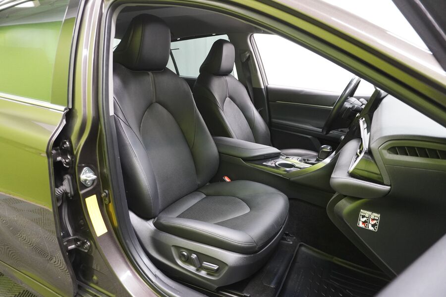 Toyota Camry vaihtoauto