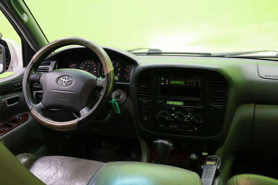 Toyota Land Cruiser vaihtoauto