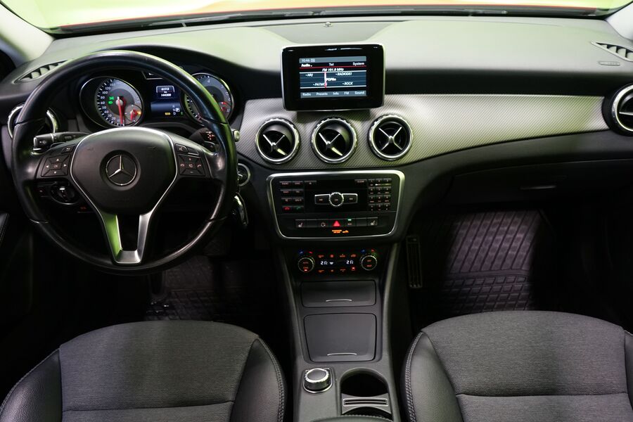 Mercedes-Benz GLA vaihtoauto