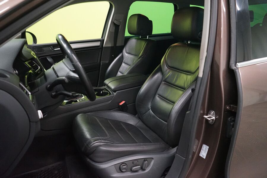 Volkswagen Touareg vaihtoauto