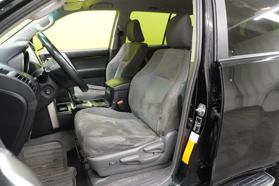 Toyota Land Cruiser vaihtoauto