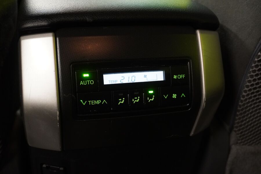 Toyota Land Cruiser vaihtoauto