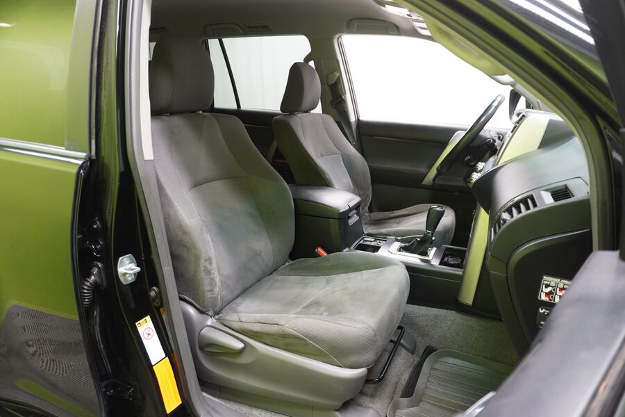 Toyota Land Cruiser vaihtoauto