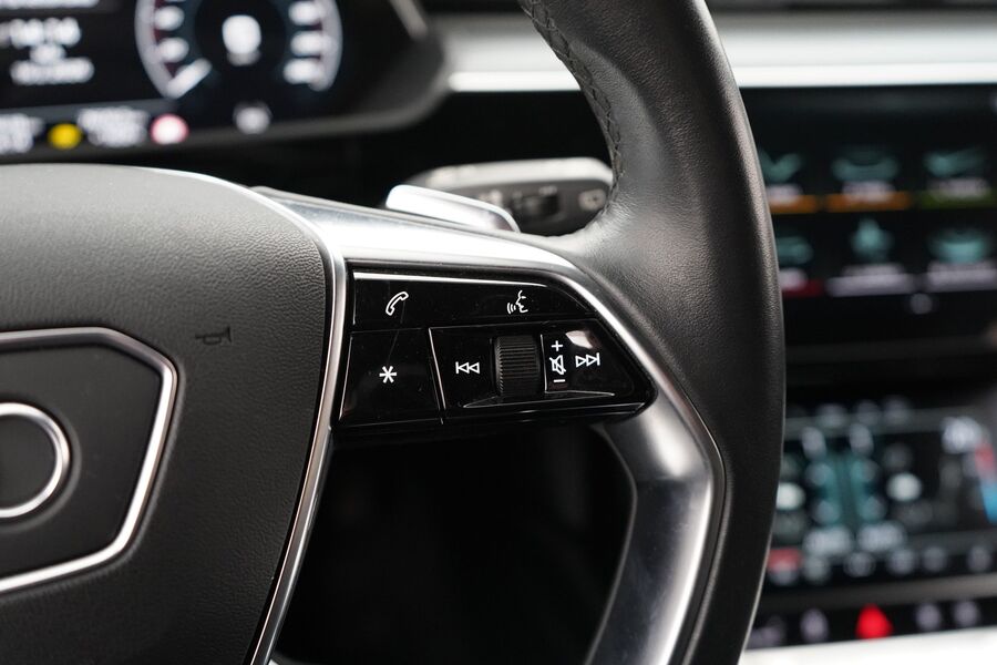 Audi e-tron vaihtoauto