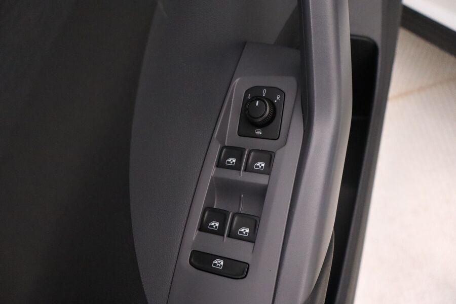 Volkswagen T-Cross vaihtoauto