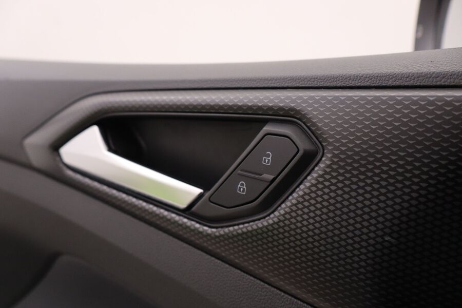 Volkswagen T-Cross vaihtoauto