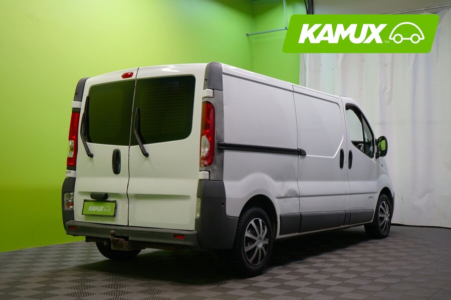 Nissan Primastar vaihtoauto