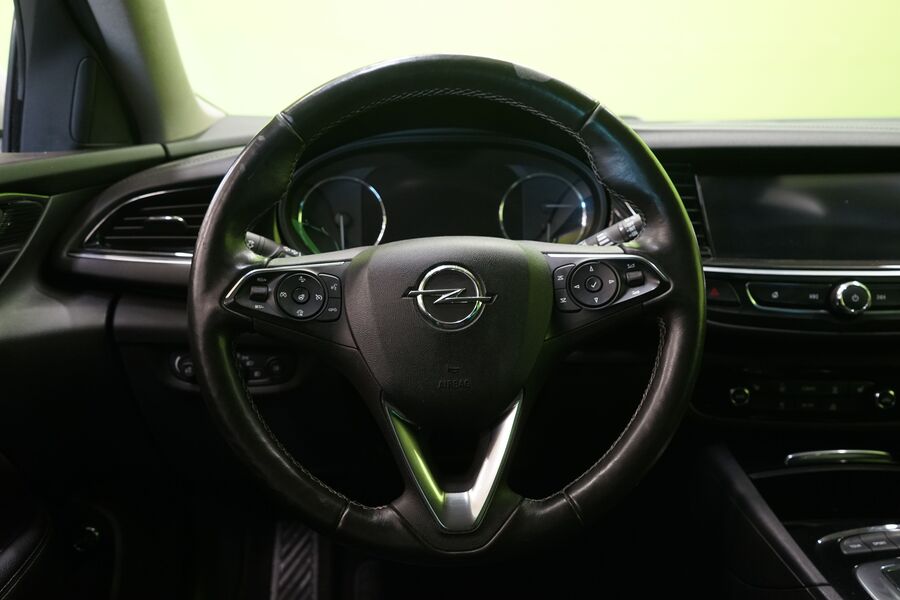 Opel Insignia vaihtoauto