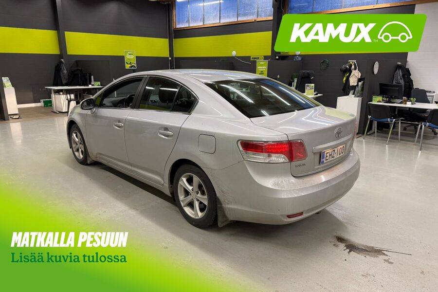 Toyota Avensis vaihtoauto