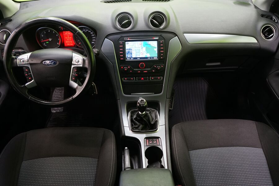 Ford Mondeo vaihtoauto