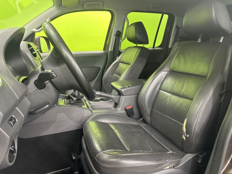 Volkswagen Amarok vaihtoauto