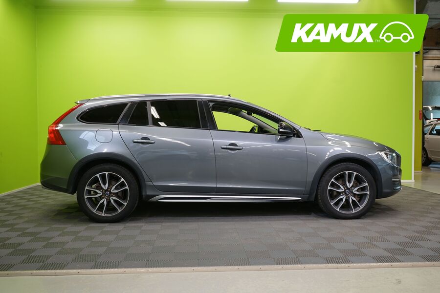 Volvo V60 Cross Country vaihtoauto