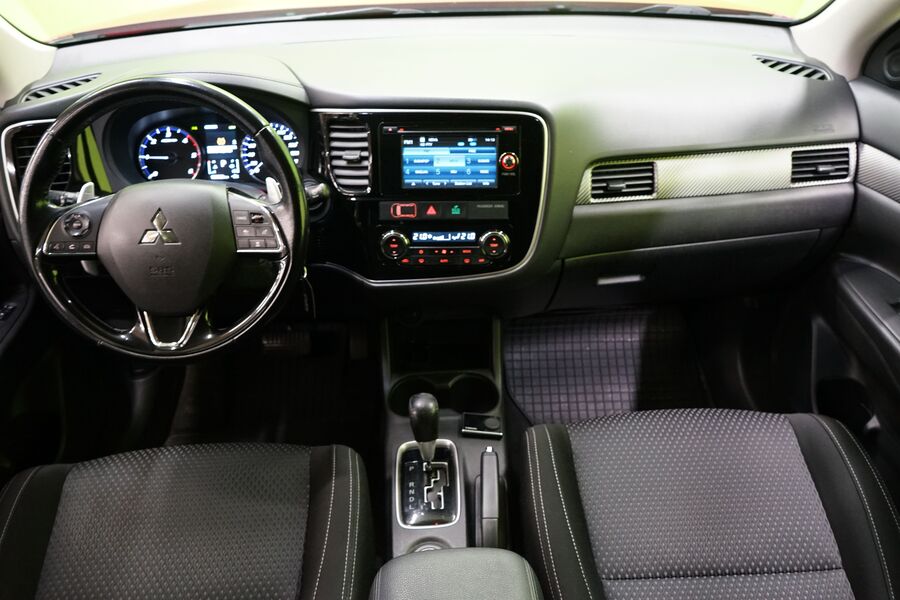 Mitsubishi Outlander vaihtoauto