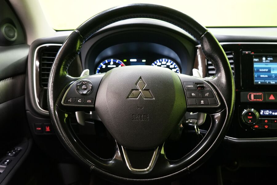 Mitsubishi Outlander vaihtoauto