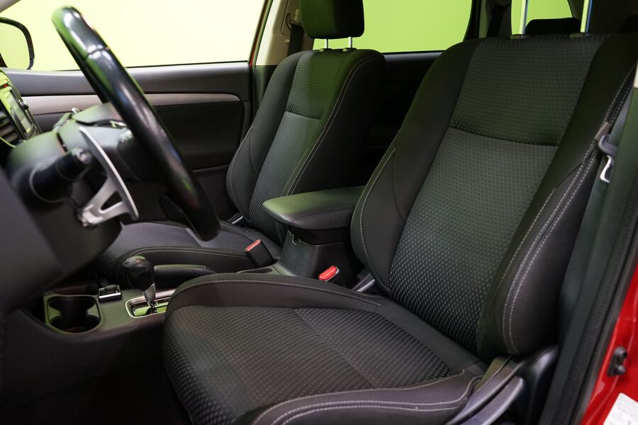 Mitsubishi Outlander vaihtoauto