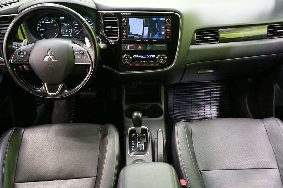 Mitsubishi Outlander vaihtoauto