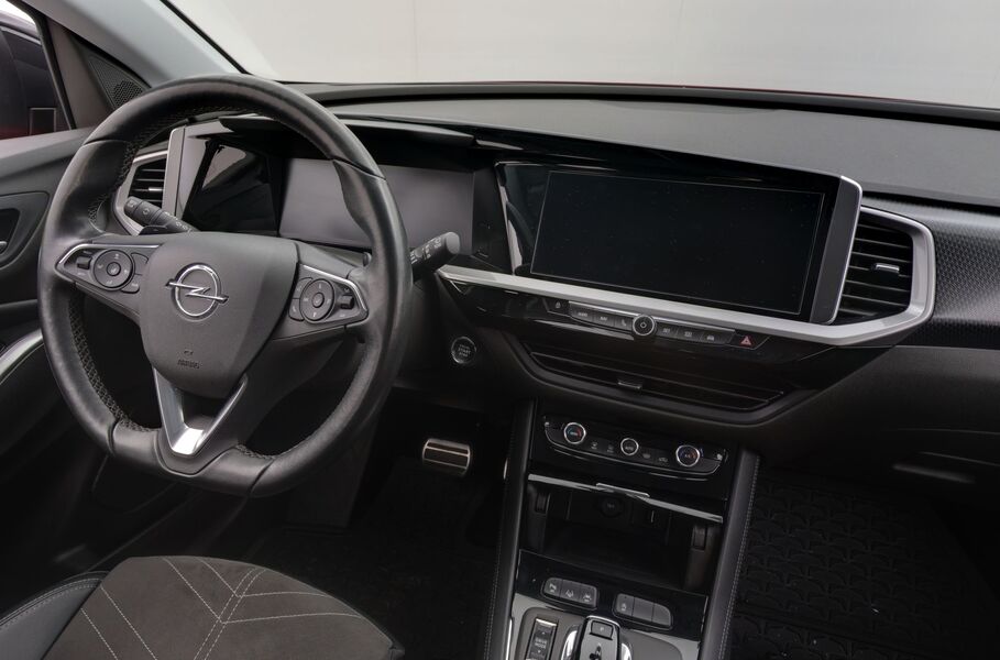 Opel Grandland vaihtoauto